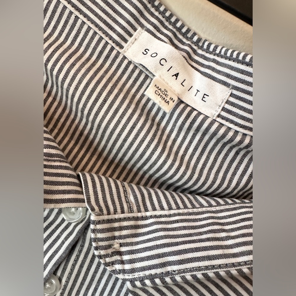 Socialite Blue and White Cotton Striped Off the Shoulder Blouse, Size Small - Picture 2 of 8